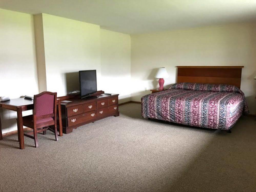 Shadowbrook Resort Tunkhannock Экстерьер фото